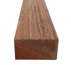 Hranol MERANTI 30x55, délka 2440mm DARK RED
